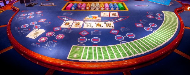 Onix Casino 32 (2560x1508)